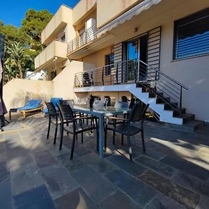 Villa Aguilas Club Guest House
